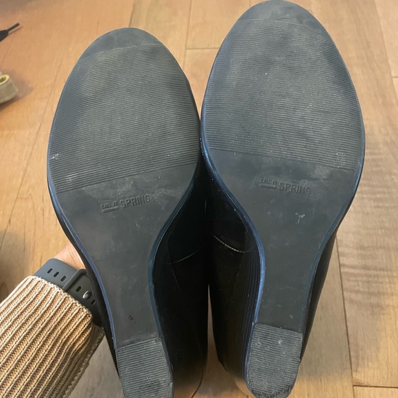 Call it Spring wedges - Picture 3 of 5